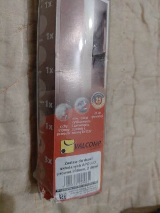 Apollo system do dwuskrzydłowych drzwi składanych  2x14kg