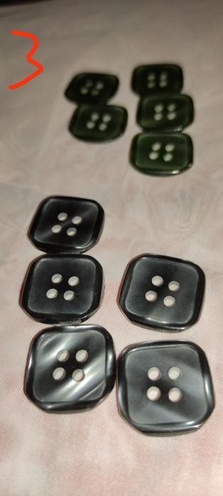Button Lots – Various64409486877315120