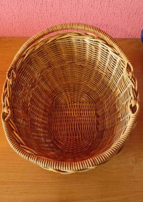 Solidny koszyk wiklinowy 29x25x16
