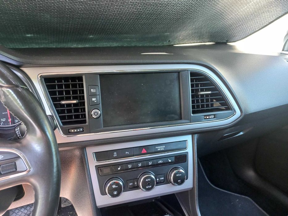 SEAT Leon — fotografia 9