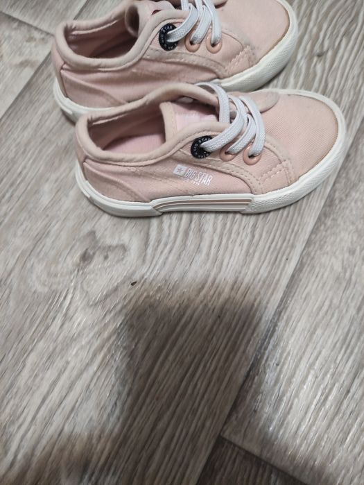 Мокасини на дівчинку.р 20-21 В гарному стані.