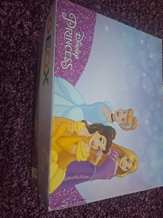 Sapatilha e botas geox menina nova com luz