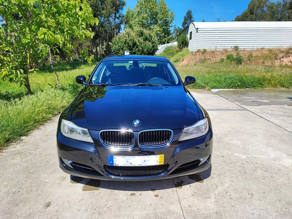 BMW E90 318d 2010