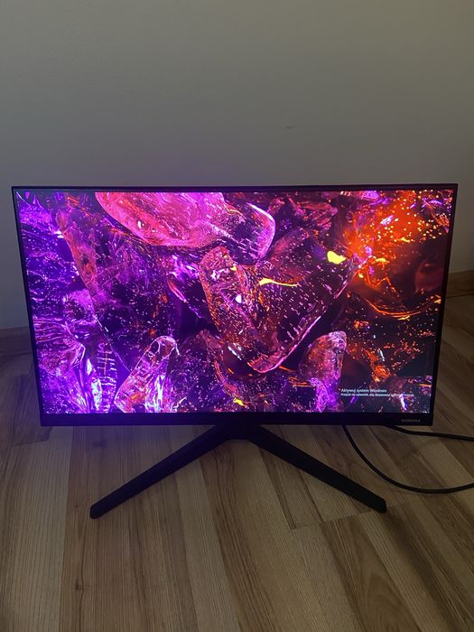 monitor Samsung 24” 75 Hz