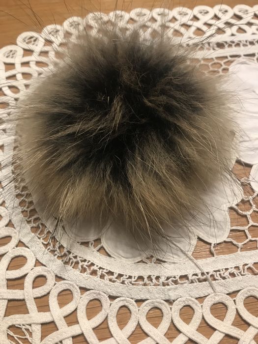 Pompon z jenota pompon