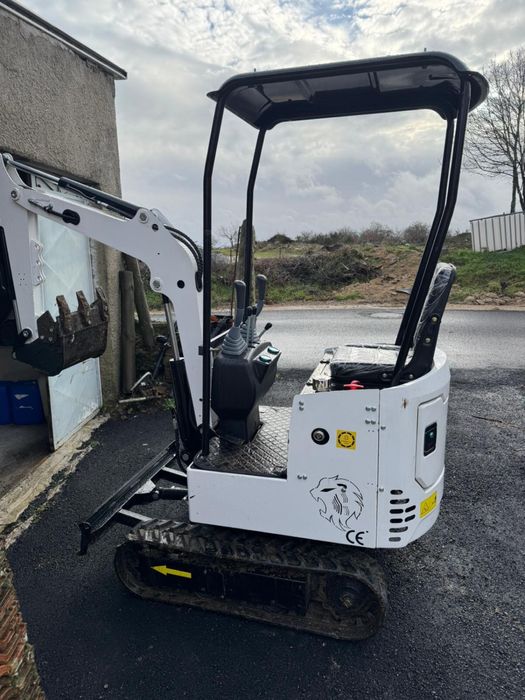 Mini giratória 1300kg