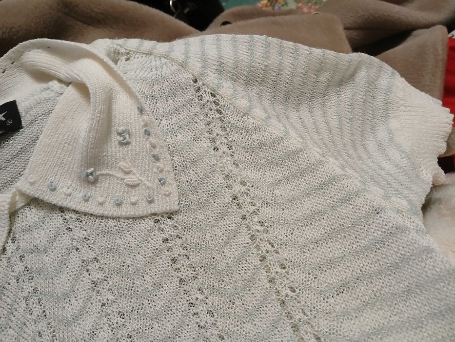 Blusa de manga curta em malha muito fina