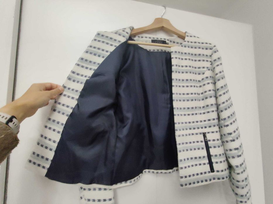 Blazer Only branco e azul