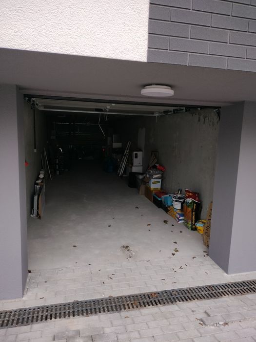 Mam do wynajęcia garaż murowany dwustanowiskowy