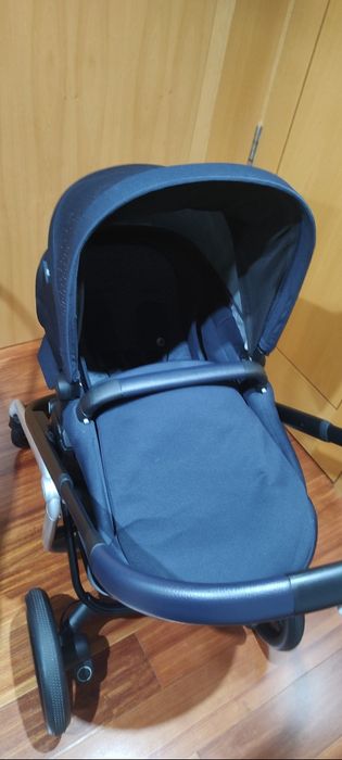 Carrinho bebé Maxicosi como novo + brinquedos