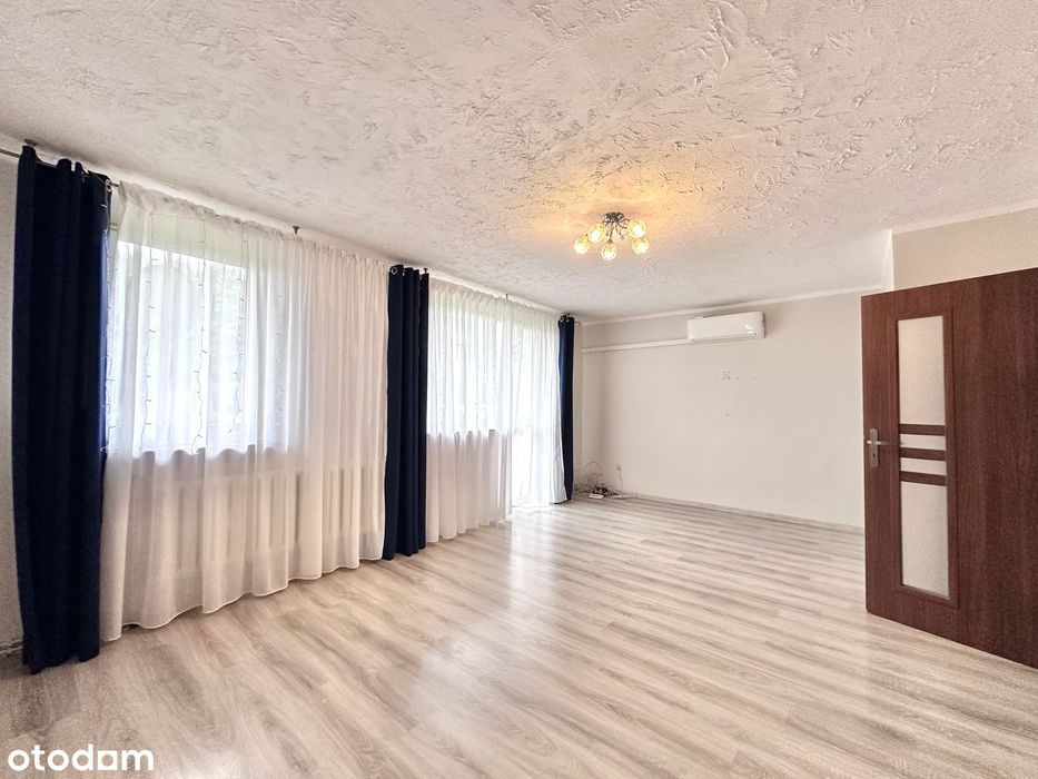 Mieszkanie w Wierzchowicach. Parter, piwnica, garaż, klimatyzacja.