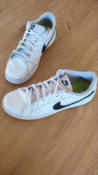 Nike Court Royale 2 Brancas DH3160-101