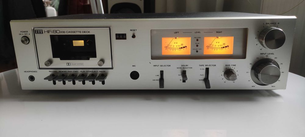 Deck ITT HiFi 8020B