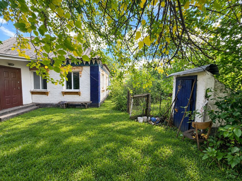 Продам будинок  , село Красне ( Білоцерківський район )Киівська  область