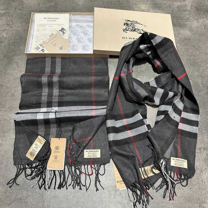 Шарф Burberry "Red Line"