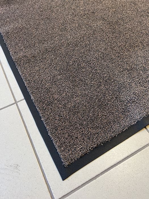 Розпродаж! Професійний брудозахисний килим Kleen-Tex б/в. Килимок