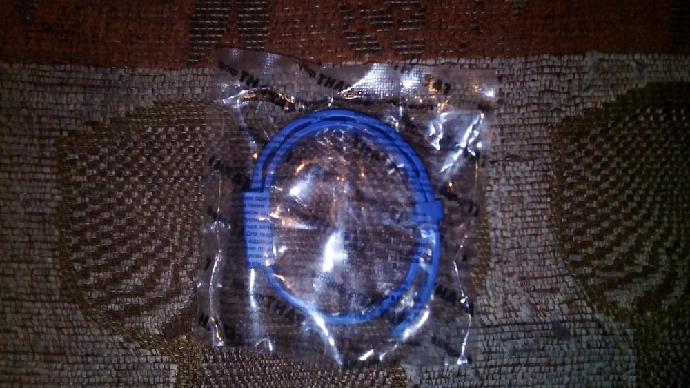 Ошейник від бліх для котів