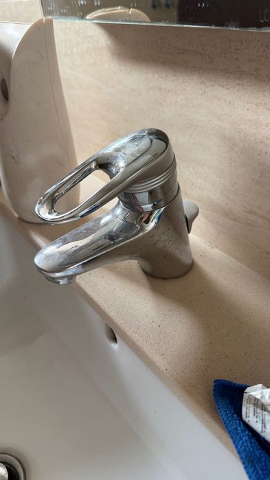 Móveis de Casa de Banho Pifertubos – Completos | Roca + Grohe