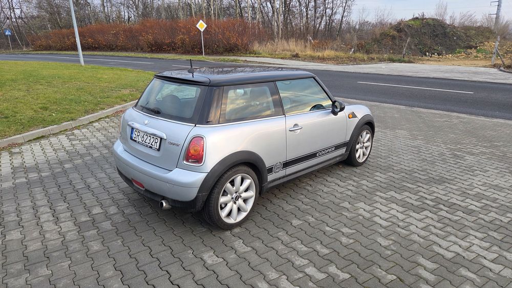 Mini Cooper 1,6 2007r