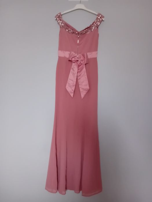 Sukienka długa S rybka hiszpanka blady róż cekiny