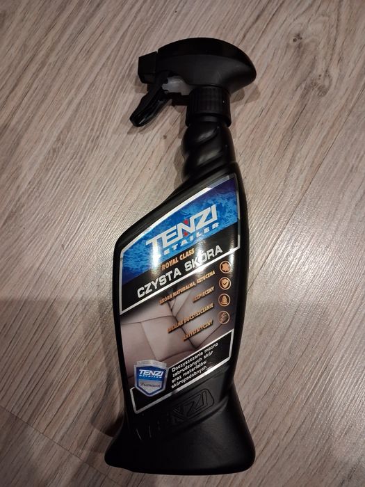 Środek do czyszczenia skóry