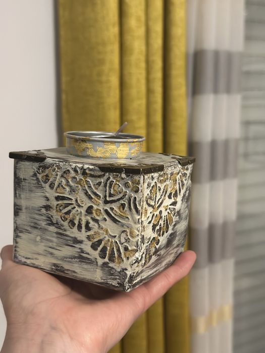 Castiçais em madeira