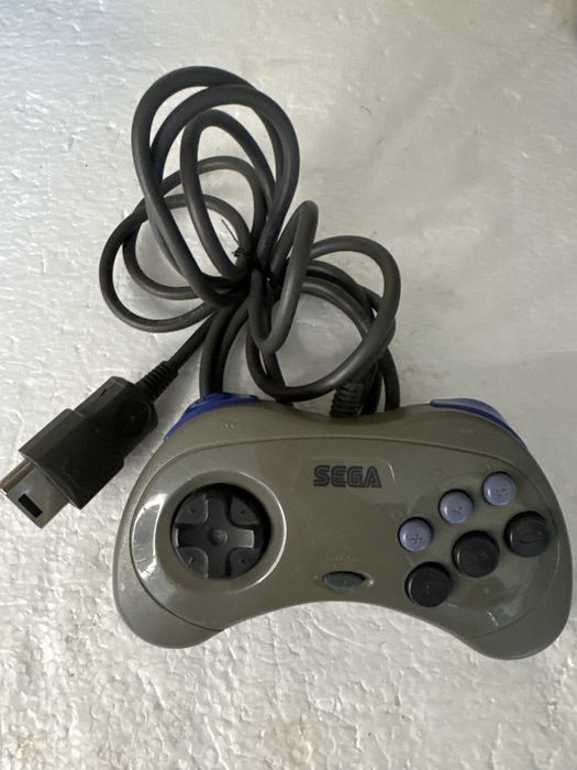 Kontroler pad do Sega Saturn - szary HSS-0101