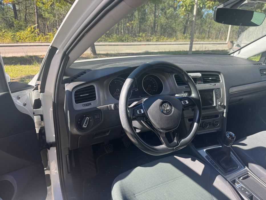 VW Golf Variant 1.6 TDi GPS Edition