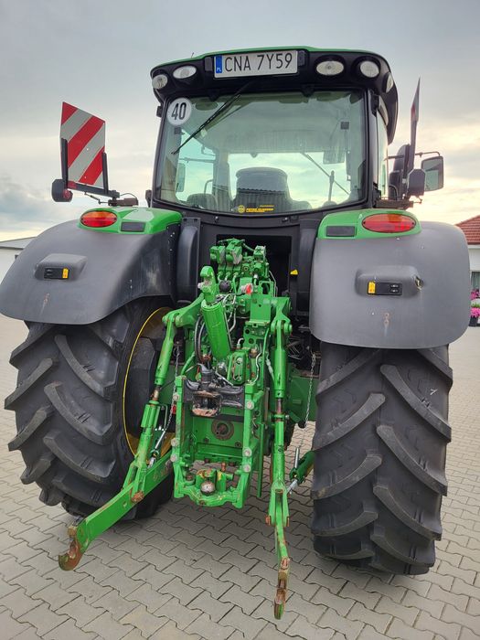 Ciągnik rolniczy John Deere model 6195R