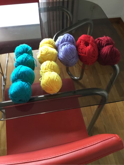 Novelos de lã marca Coral