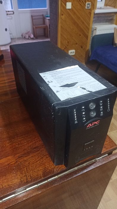 APC Smart-1500 ups