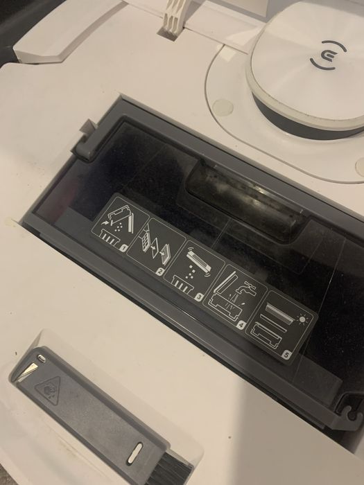 Робот пылесос Ecovacs deebot