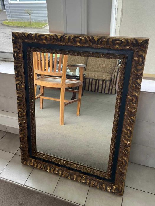 Espelho com Moldura Decorada