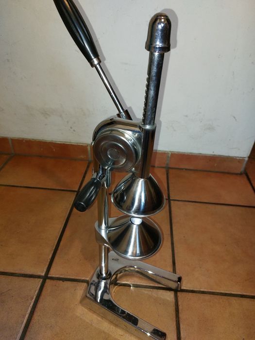 Wyciskarka do cytrusów.