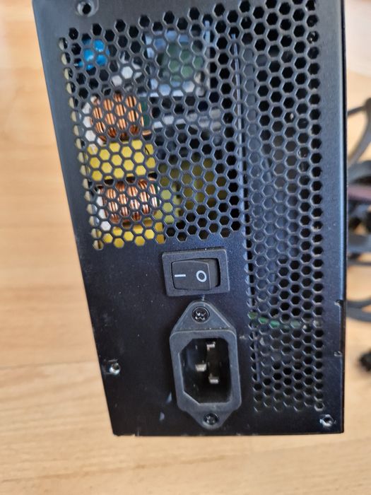 CoolerMaster 750W Якісний брендовий модульний Блок живлення Стан гарни