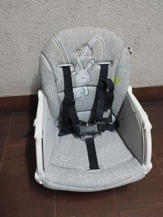 Cadeira de refeição, acento elevatório