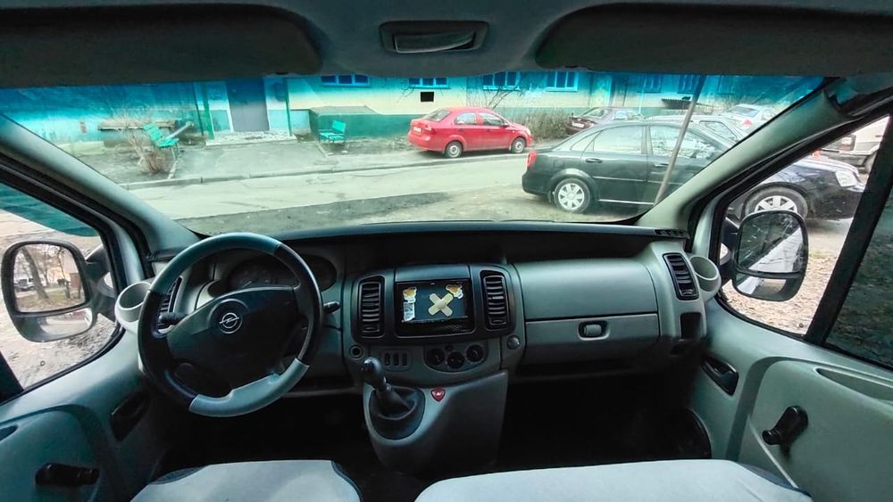 Opel Vivaro 2.0 дизель