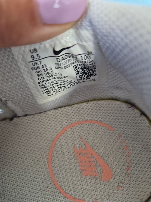 Sapatilhas Nike tamanho 41 (40)