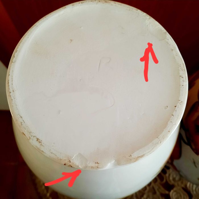 Vaso grande em cerâmica pintado à mão