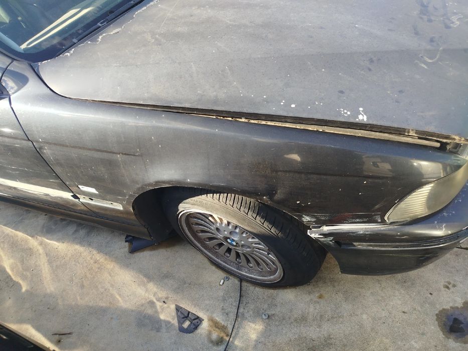 Guarda-lamas direito BMW 5 Touring (E39)