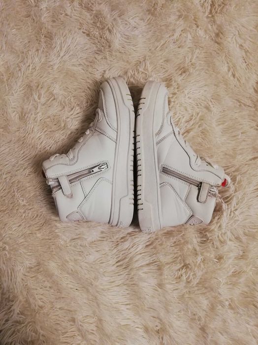 buty Tommy Hilfiger 37 wyższe sneakersy 37 Tommy Hilfiger off white