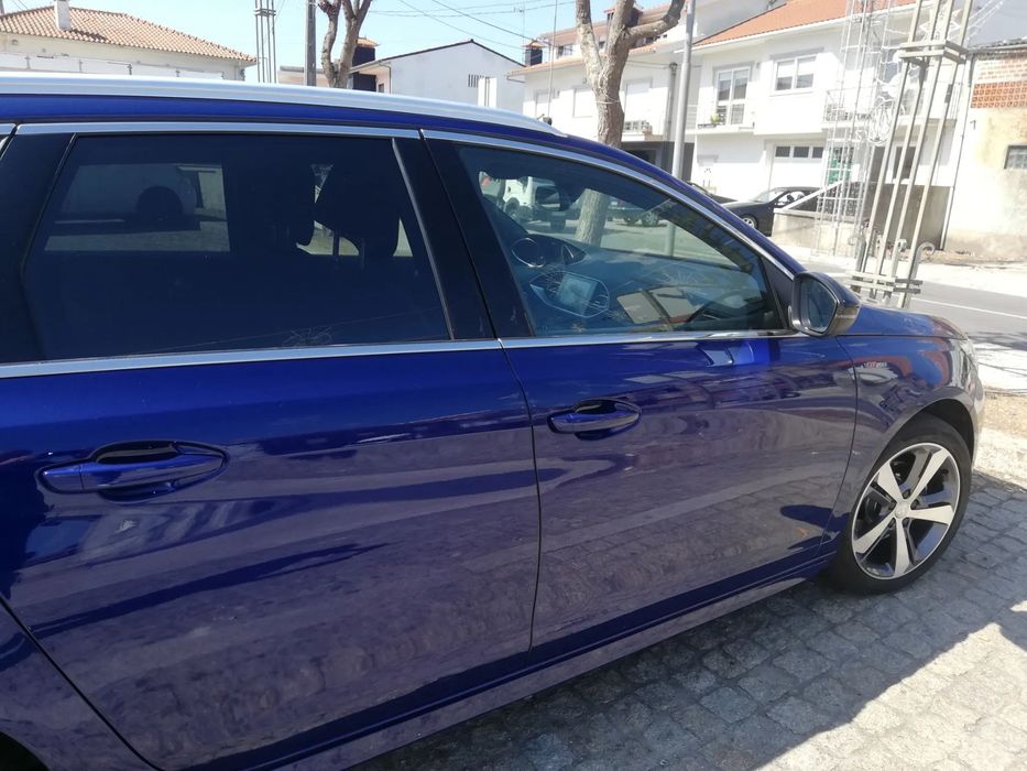 Peugeot 308 SW 1.2 PureTech GT Line EAT8 foto 4