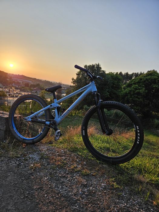 Canyon stitched 720 pro (bike dirt jump)