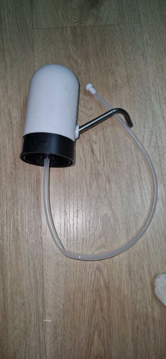Pompka do wody do butelki baniaka elektryczna kranik wężyk microusb