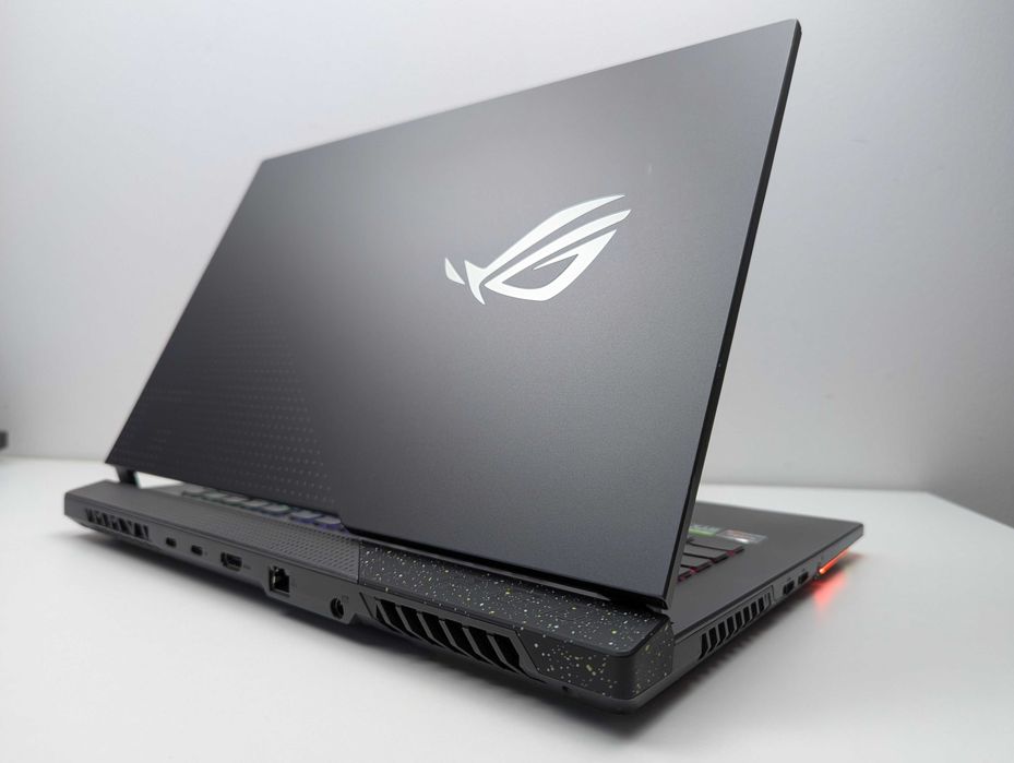 LAPTOP GAMINGOWY Asus ROG Strix RTX 3050 Ryzen 7 4800H 144hz