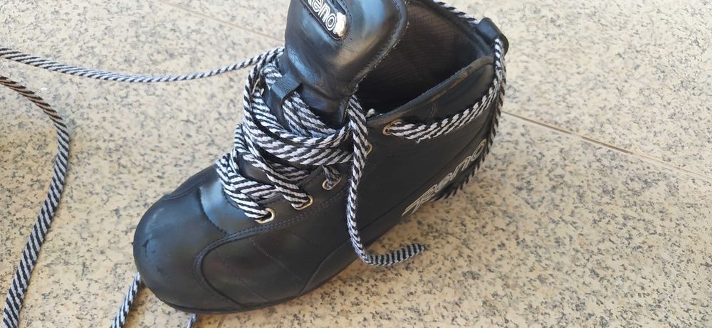Botas de hóquei em patins Reno 38