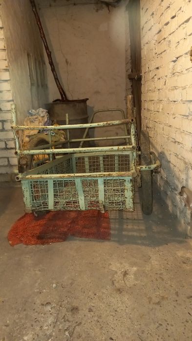 Wózek do przewozu  mleka PRL