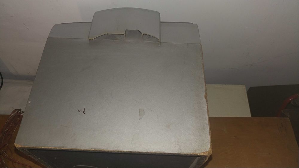 Большая колонка Sharp cp m4000r. НЧ 25см. 300W max