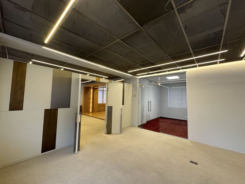 Оренда офісу, Центр, Поділ, 110 м2, з панорамним видом на Воздвиженку