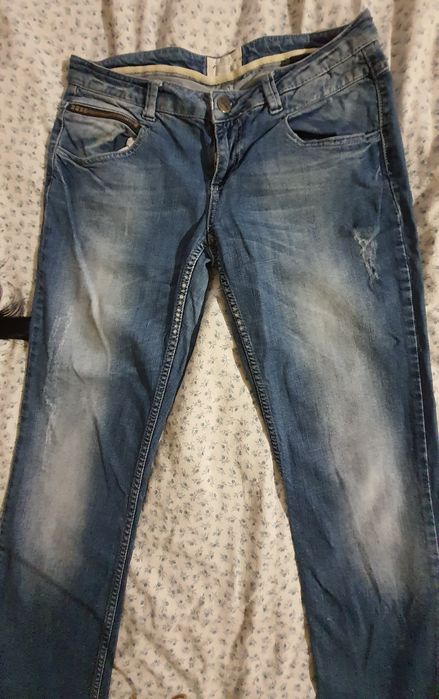 Spodnie jeansowe damskie diverse rozm. 38 lub M